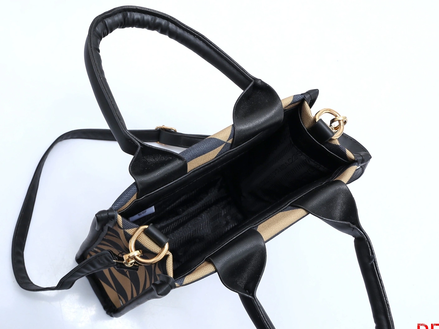 Women Handbags For 9291 WellDesigned Prada 0413